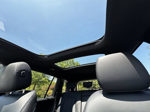 Certified 2021 Mercedes-Benz GLB 250 image 34