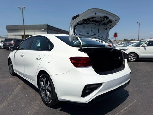 Used 2020 Kia Forte LXS FWD image 35