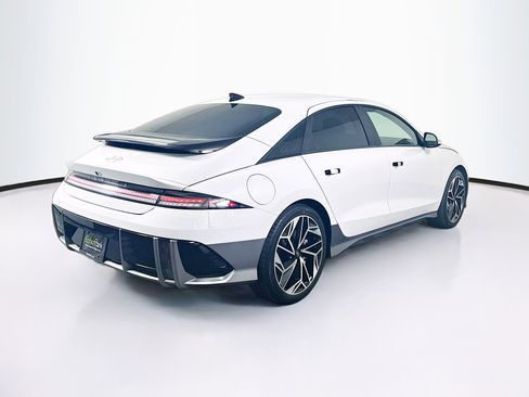 Used 2024 Hyundai Ioniq 6 SEL RWD image 9