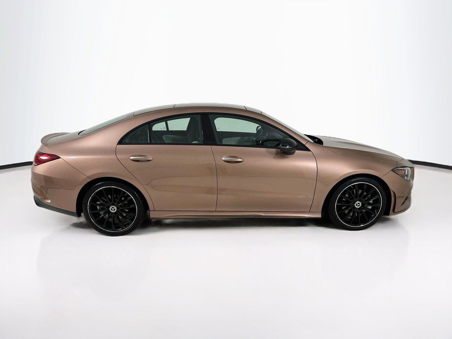 Used 2023 Mercedes-Benz CLA 250 image 9