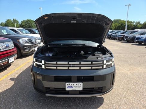 Used 2025 Hyundai Santa Fe SEL image 13