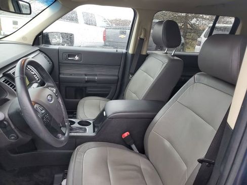 Used 2019 Ford Flex SEL w/ Equipment Group 202A FWD image 17