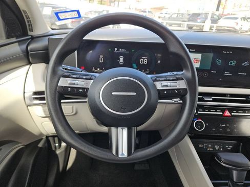 Used 2025 Hyundai Tucson SEL AWD/4WD image 22