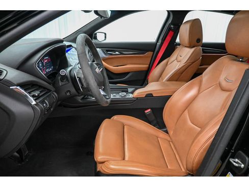 Certified 2023 Cadillac CT5 V w/ Platinum Package image 32