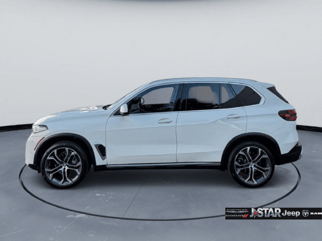 Used 2024 BMW X5 sDrive40i w/ Premium Package RWD image 7