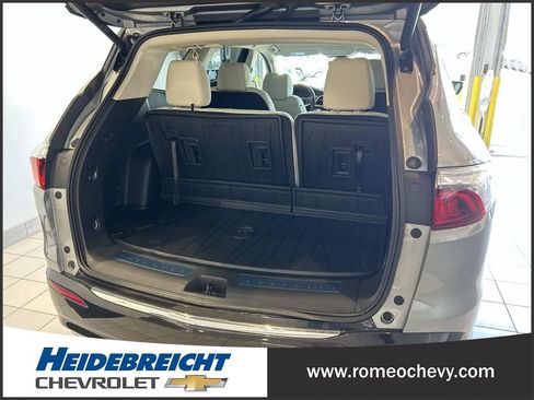 Certified 2024 Buick Enclave Essence w/ Trailering Package, 5000 lbs. AWD/4WD image 15