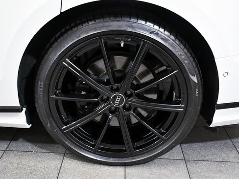 Used 2022 Audi S8 w/ S8 Comfort Plus Package image 8