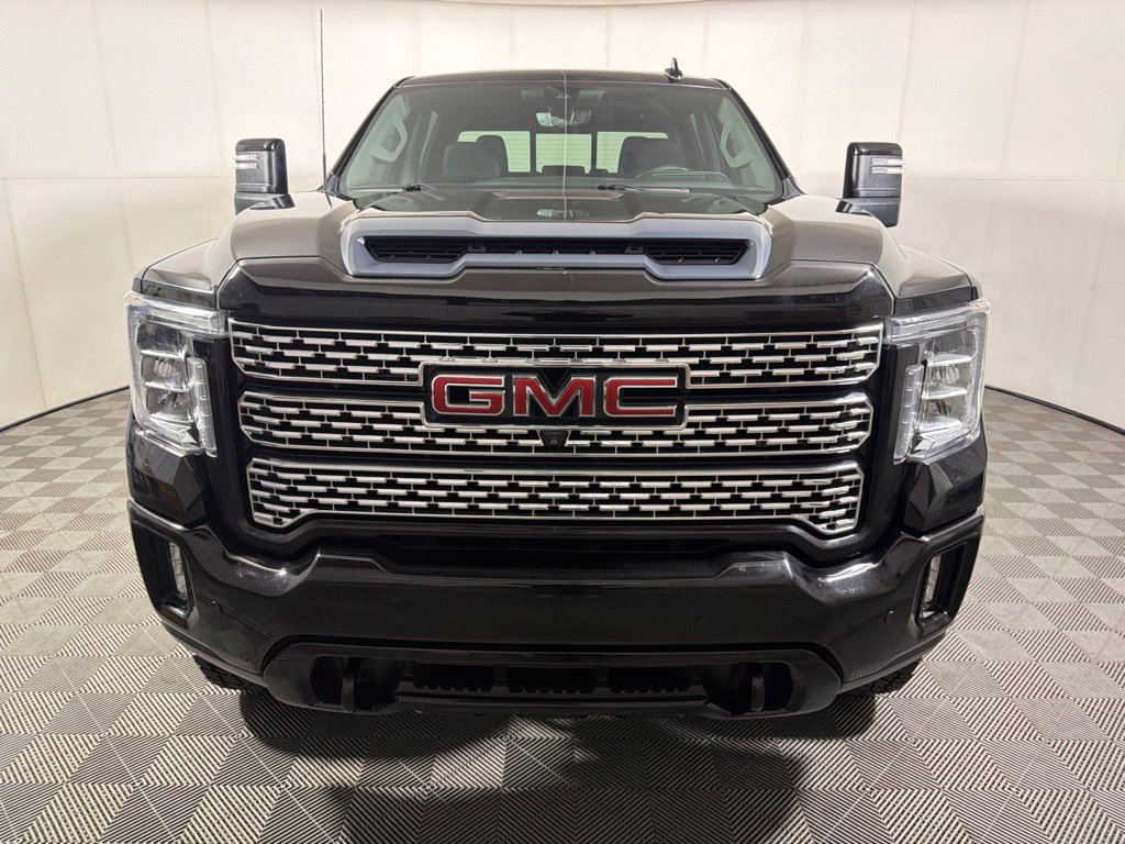 Used 2020 GMC Sierra 2500 Denali w/ Denali Ultimate Package AWD/4WD image 3