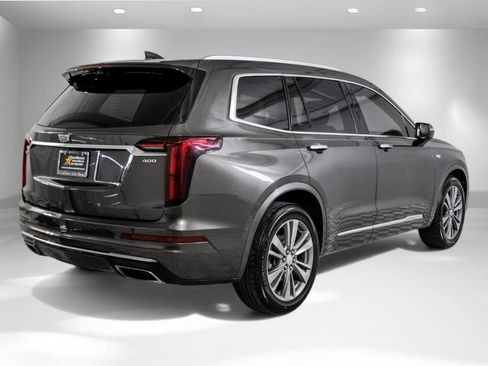 Used 2020 Cadillac XT6 Premium Luxury FWD image 7