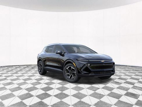 New 2026 Chevrolet Equinox EV LT FWD image 9