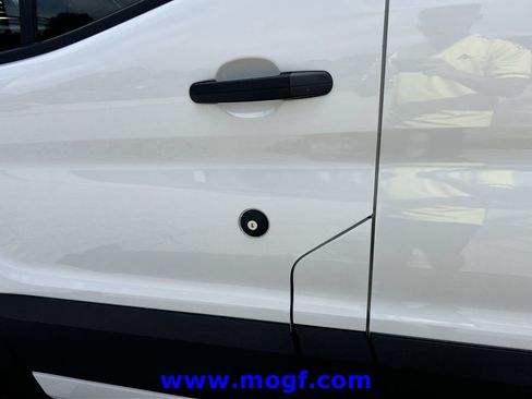 Used 2025 Ford Transit 250 Low Roof w/ Exterior Upgrade Package RWD image 29