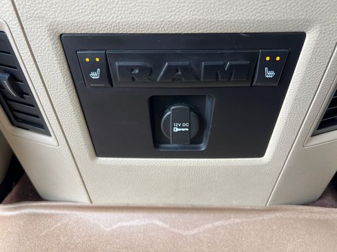 Used 2015 RAM 2500 Laramie image 26