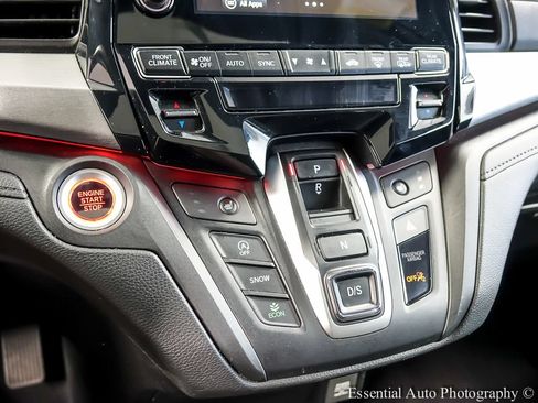 Used 2023 Honda Odyssey Sport image 19