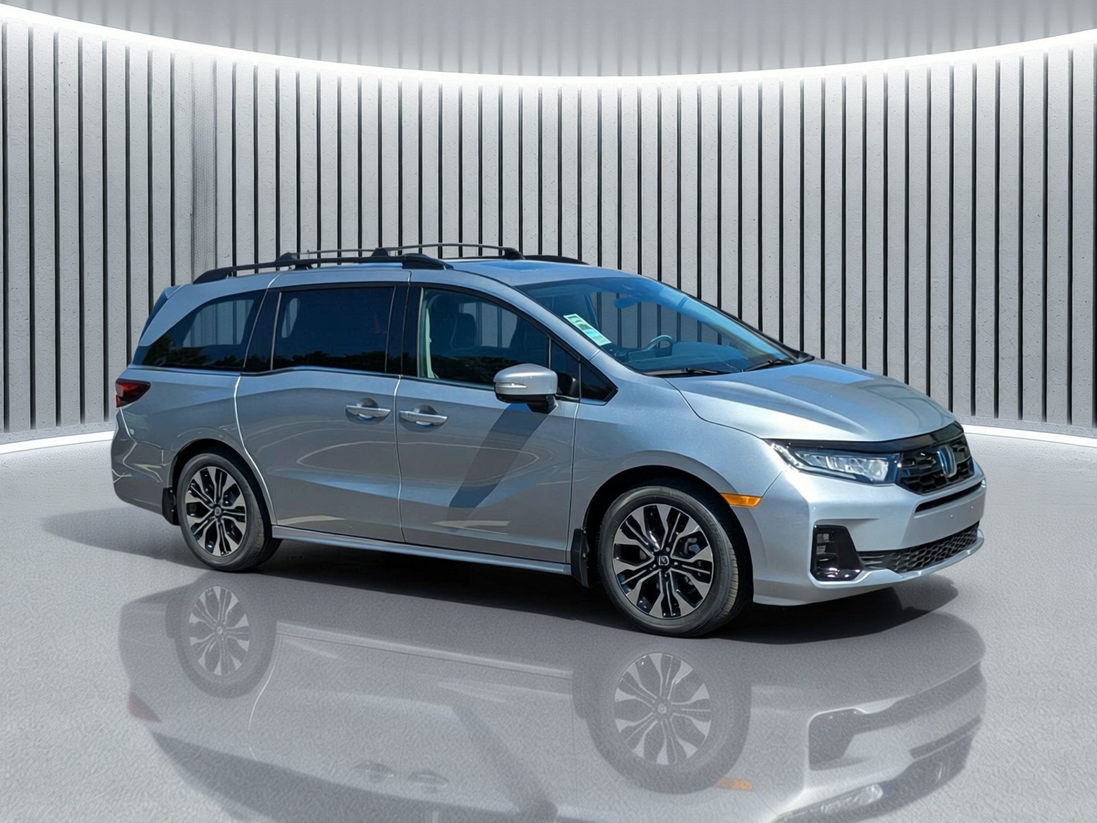 New 2027 Honda Odyssey Elite image 2