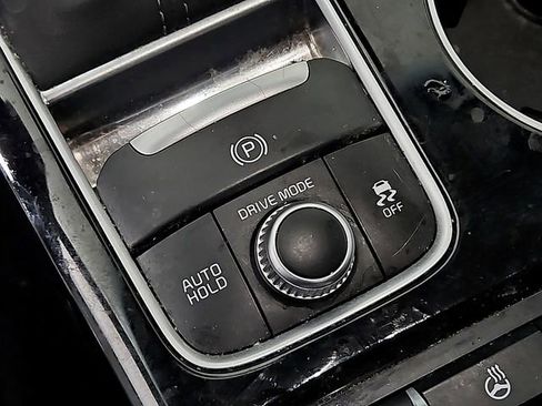 Used 2022 Kia Stinger GT-Line image 24