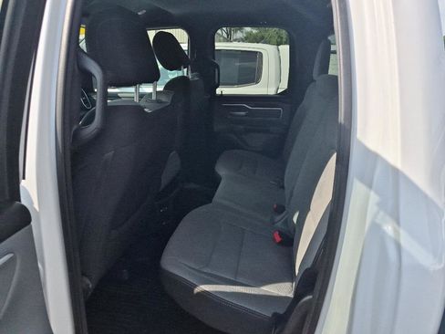 Used 2022 RAM 1500 Big Horn AWD/4WD image 12