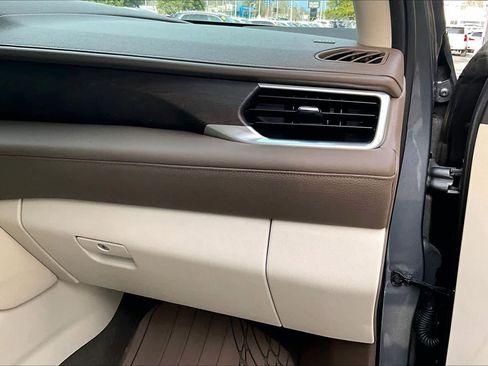 Used 2021 GMC Yukon Denali w/ Denali Ultimate Package image 21