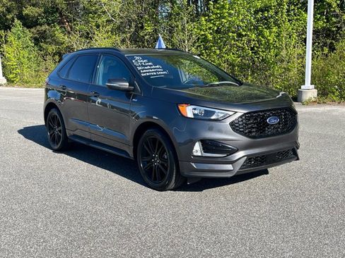 Certified 2020 Ford Edge ST-Line w/ Cold Weather Package image 2