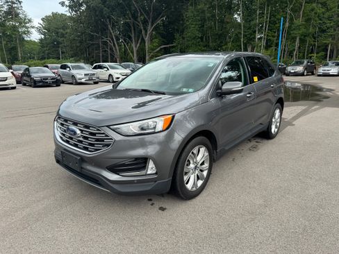 Used 2022 Ford Edge Titanium AWD/4WD image 5