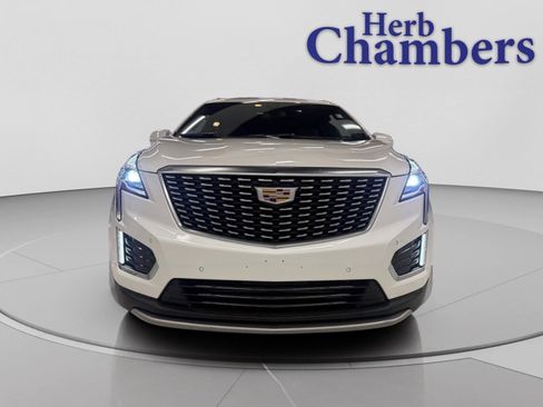 Certified 2022 Cadillac XT5 Premium Luxury image 4
