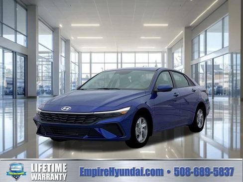 New 2026 Hyundai Elantra SE FWD image 1