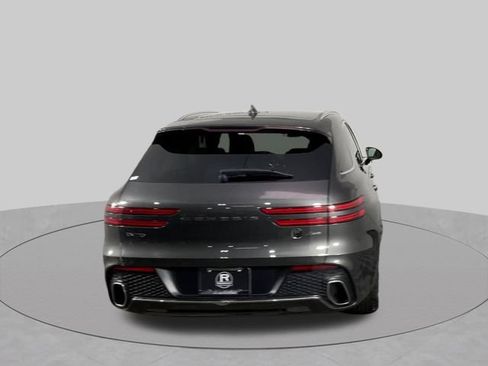 Used 2025 Genesis GV70 2.5T AWD/4WD image 9