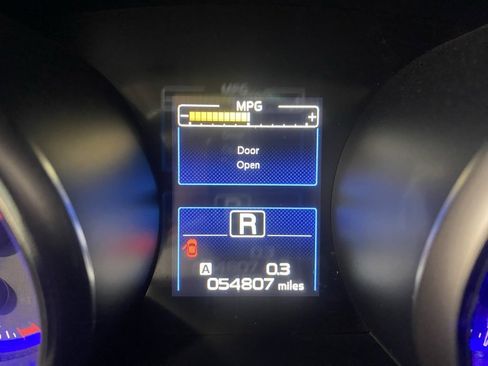 Used 2017 Subaru Outback 3.6R Limited image 15