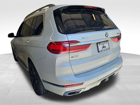 Used 2019 BMW X7 xDrive40i w/ Premium Package AWD/4WD image 3