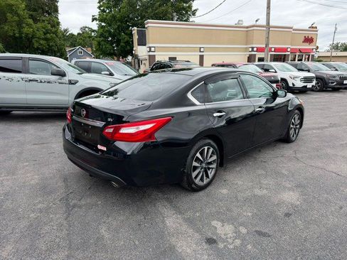 Used 2016 Nissan Altima 2.5 SV FWD image 7