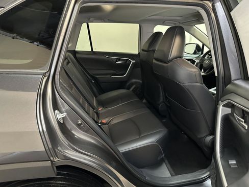 Used 2023 Toyota RAV4 XLE Premium image 36