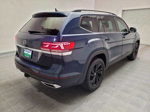 Used 2022 Volkswagen Atlas SE w/ Panoramic Sunroof Package FWD image 9