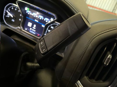 Used 2020 GMC Sierra 1500 Denali w/ Denali Ultimate Package AWD/4WD image 24