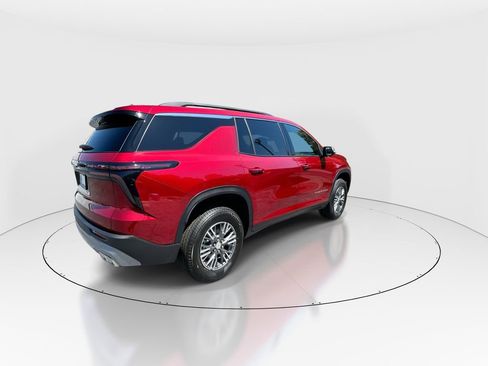 New 2026 Chevrolet Traverse LT FWD image 8