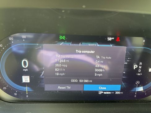 Used 2023 Volvo XC60 B5 Plus w/ Climate Package image 9