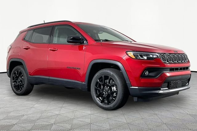 New 2026 Jeep Compass Latitude AWD/4WD image 3