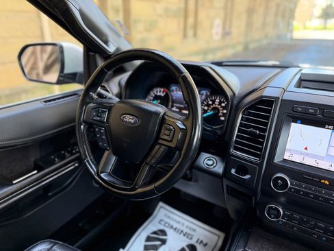 Used 2019 Ford Expedition Limited image 30