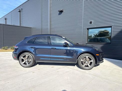 Used 2023 Porsche Macan Turbo image 10