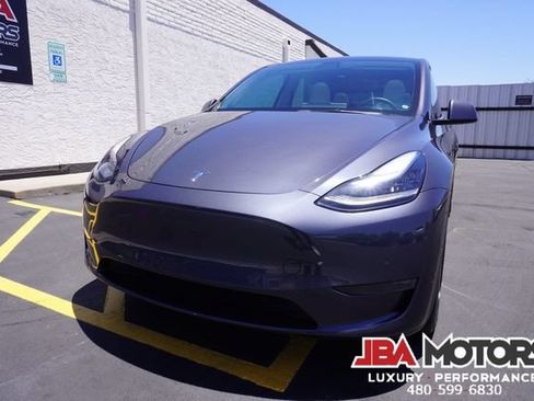 Used 2021 Tesla Model Y Long Range AWD/4WD image 21
