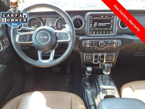 Used 2023 Jeep Wrangler Unlimited Sahara w/ Cold Weather Group AWD/4WD image 13