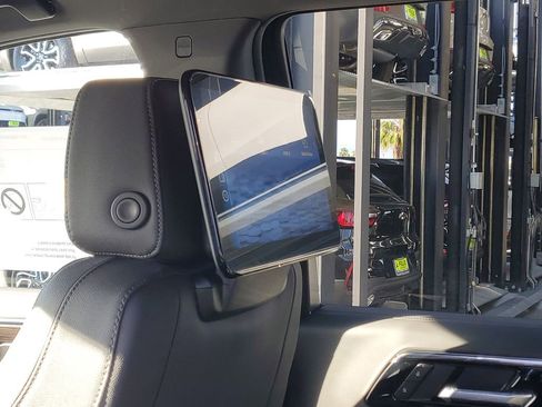 New 2026 Chevrolet Tahoe Z71 image 18