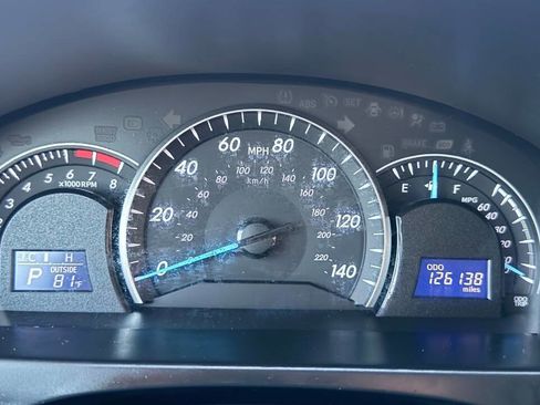Used 2012 Toyota Camry LE FWD image 15