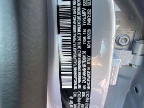 Used 2024 Alfa Romeo Stelvio Sprint image 11