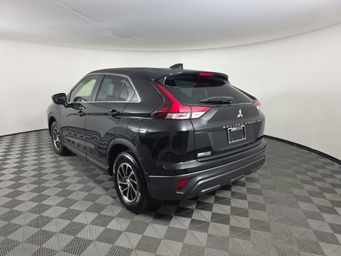 Used 2022 Mitsubishi Eclipse Cross ES image 3