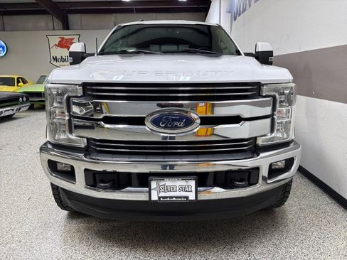 Used 2018 Ford F250 Lariat w/ Lariat Ultimate Package image 43