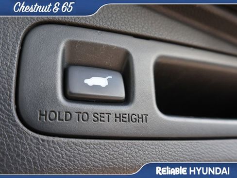 Used 2017 Honda CR-V Touring image 17