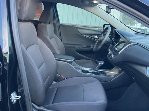 Used 2023 Chevrolet Malibu LT FWD image 28