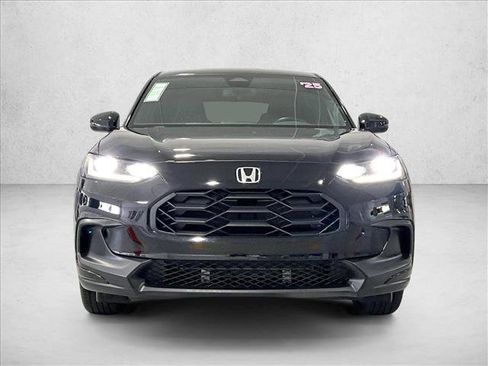 Used 2025 Honda HR-V Sport image 3