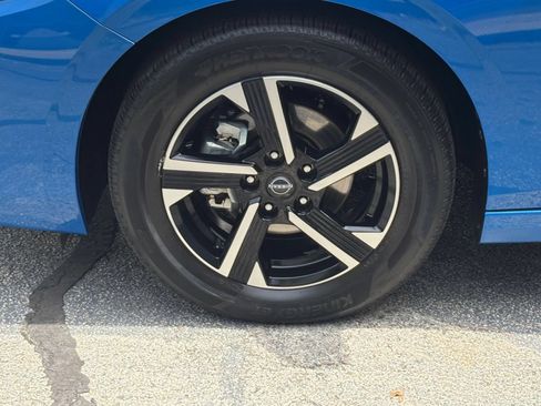 Used 2025 Nissan Sentra SV FWD image 29