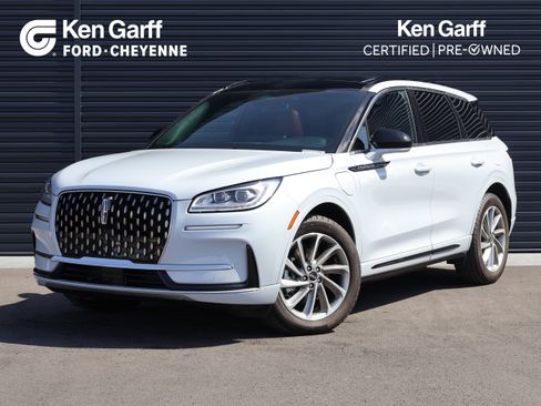 Used 2025 Lincoln Corsair Grand Touring AWD/4WD image 1