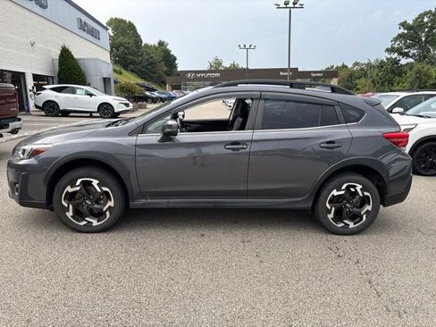 Used 2023 Subaru Crosstrek 2.5i Limited AWD/4WD image 2